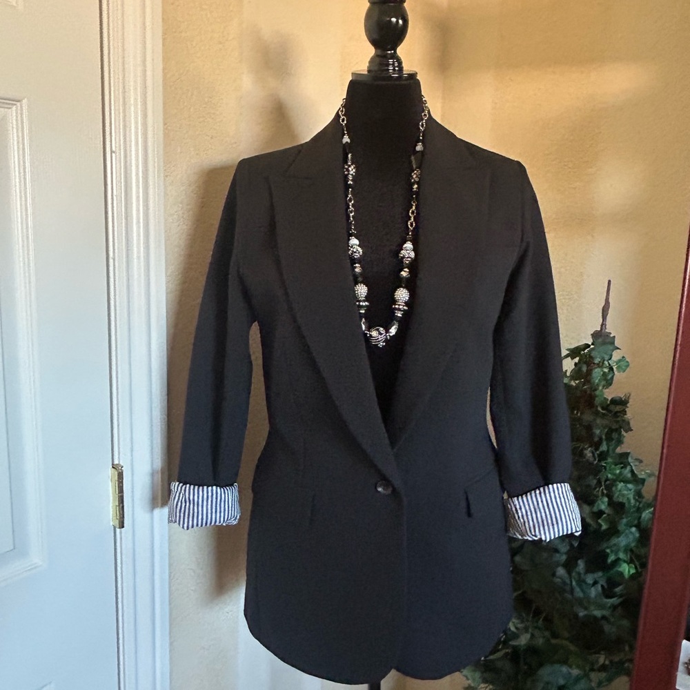 ON 34th Black Blazer with Blue White Striped Lining Size 10 Tailored Jacket